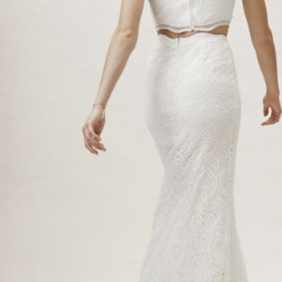 Tadashi Shoji Campbell: 2 Piece Ivory Wedding Dress Size 2 - Picture 2 of 4